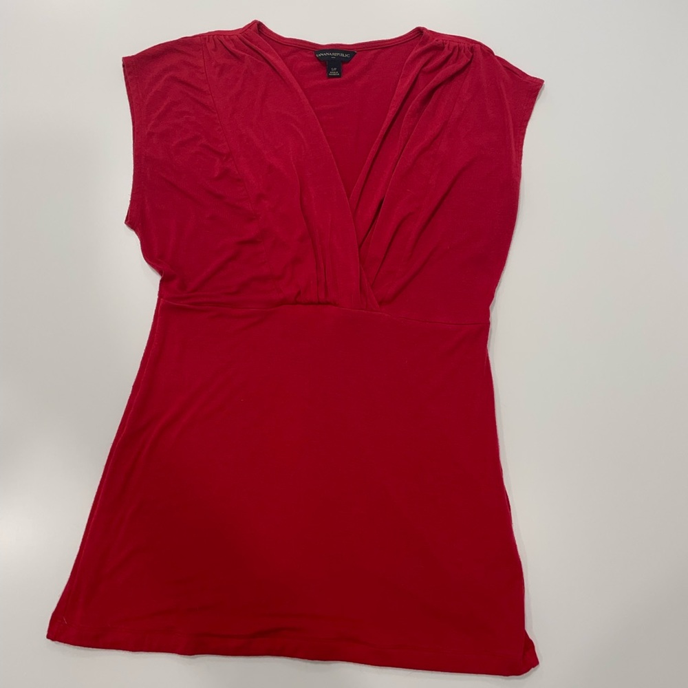 🔥JACOB Red V-Neck Sleeveless Top ~ Size Small